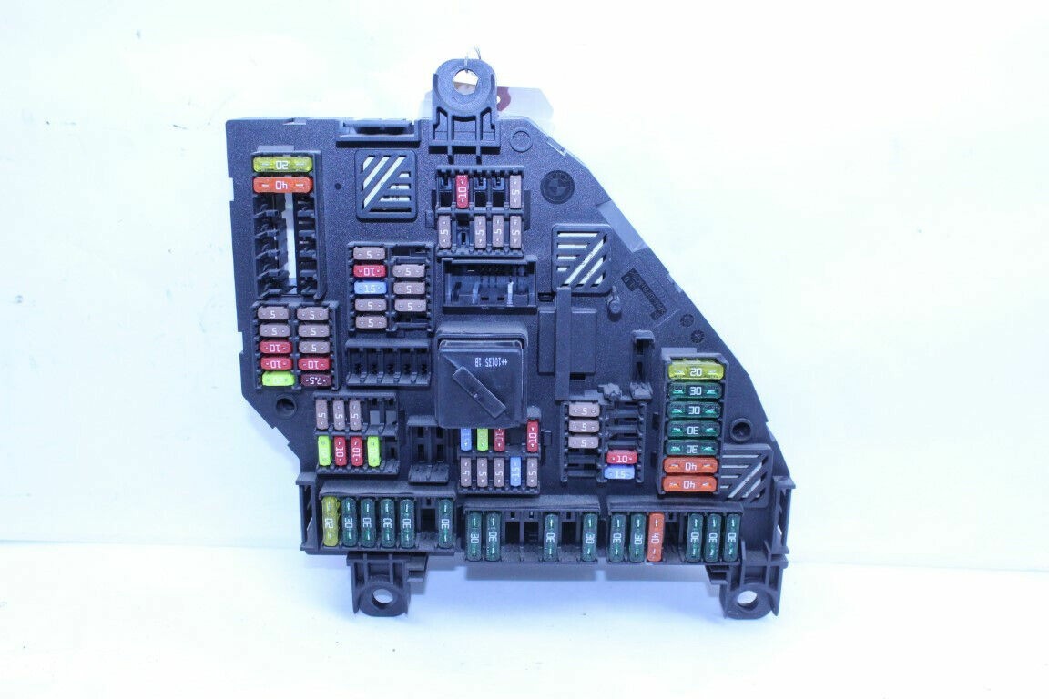 2011 BMW 535i Fuse Relay Box Rear OEM