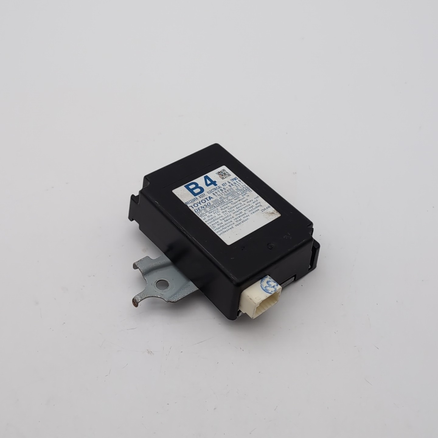 2014 2015 2016 Toyota Highlander Tire Pressure Monitoring TPMS Receiver OEM