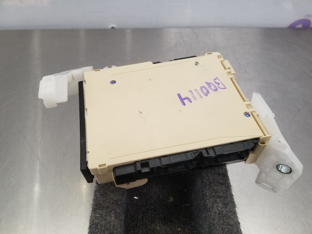 20 TOYOTA CAMRY XSE MULTIPLEX NETWORK CONTROL MODULE 8922106310