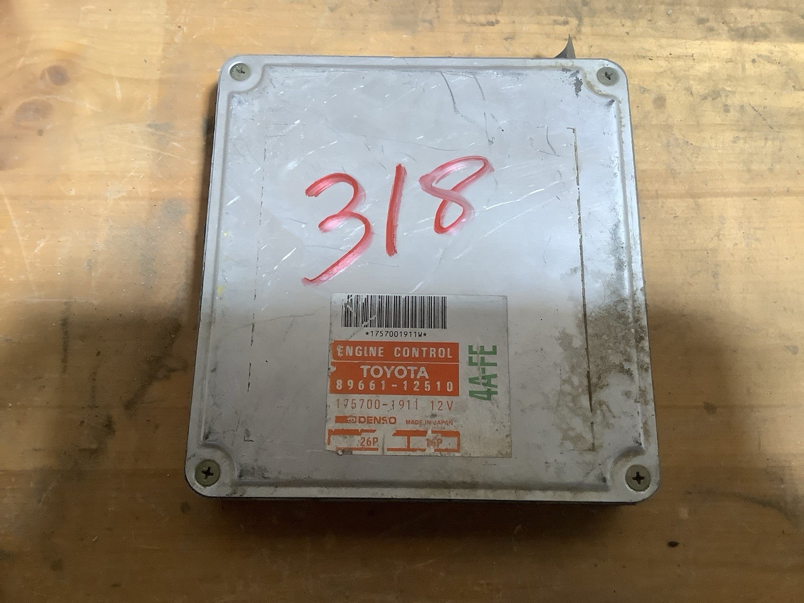 Toyota Corolla 89661-12510 Engine Control Module (B-318)