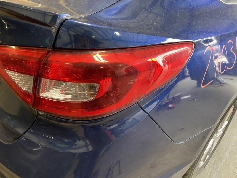 Engine ECM Electronic Control Module 2.4L Ulev 70 Fits 15-17 SONATA 1751278