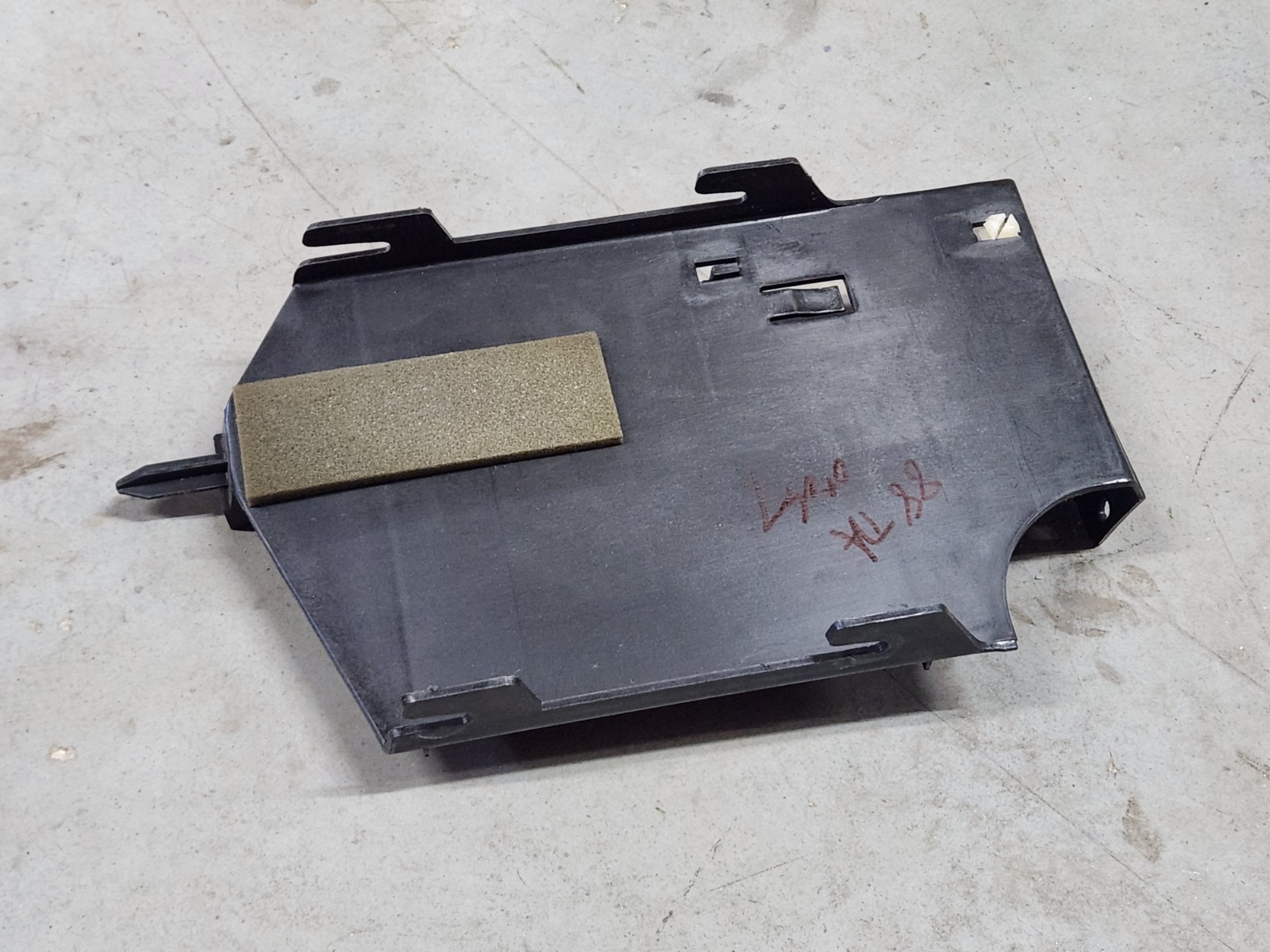 88 Firebird Trans Am ECM COMPUTER BRACKET HOLDER Plastic 89 87 86 85 GM 10034770