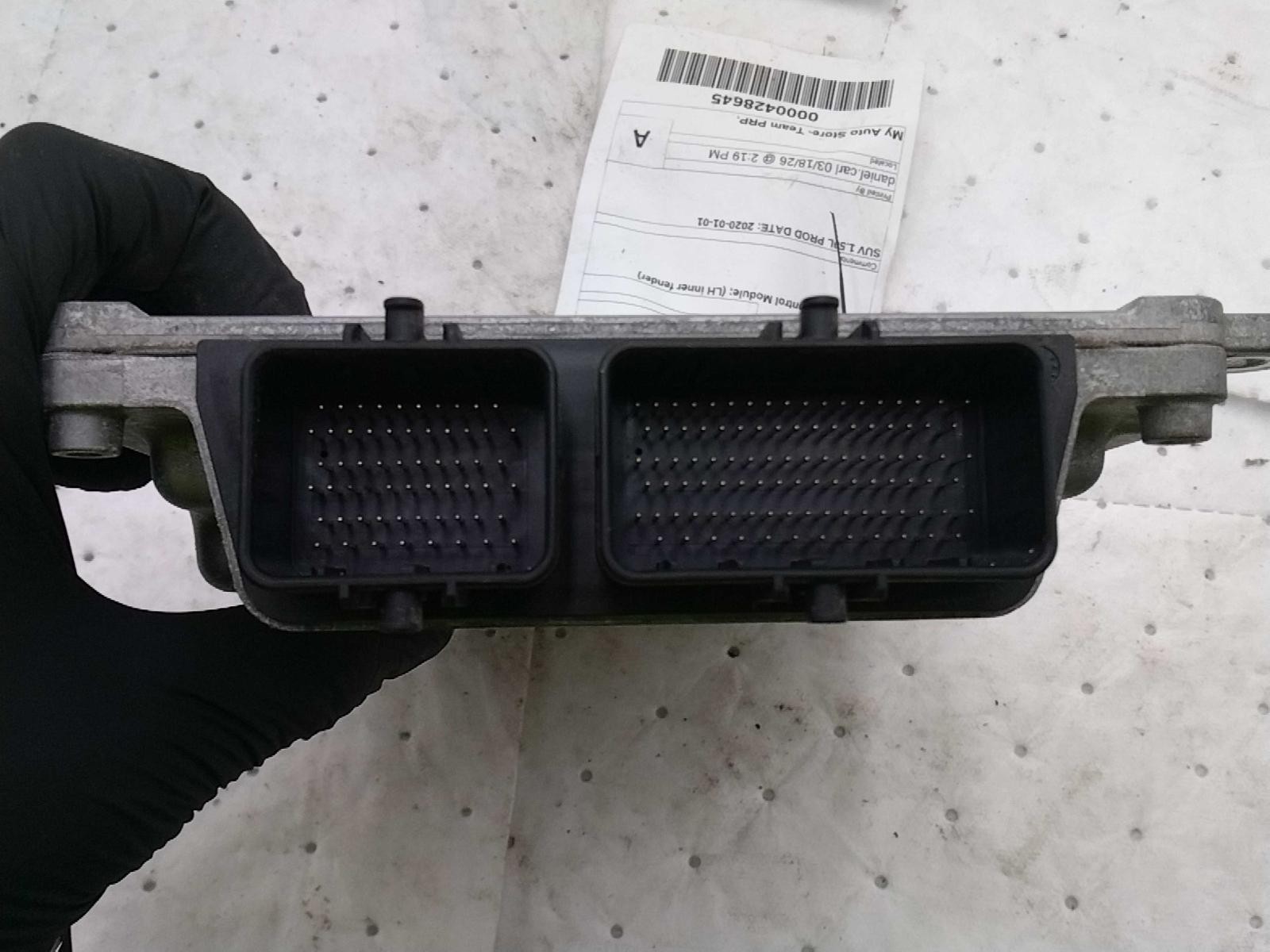 Used Engine Control Module (ECM) fits: 2020 Mitsubishi Eclipse cross Electronic