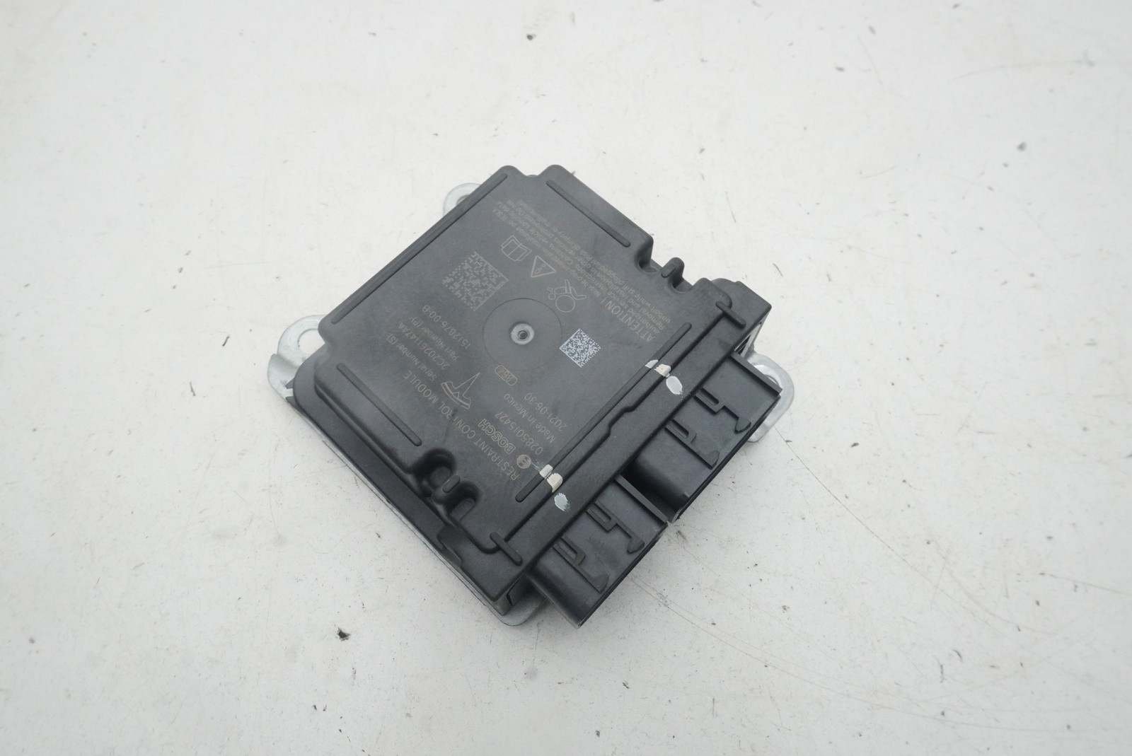 Air Safety Restraint Bag Control Module ECU 1512876-00-B OEM Tesla Model S 2021