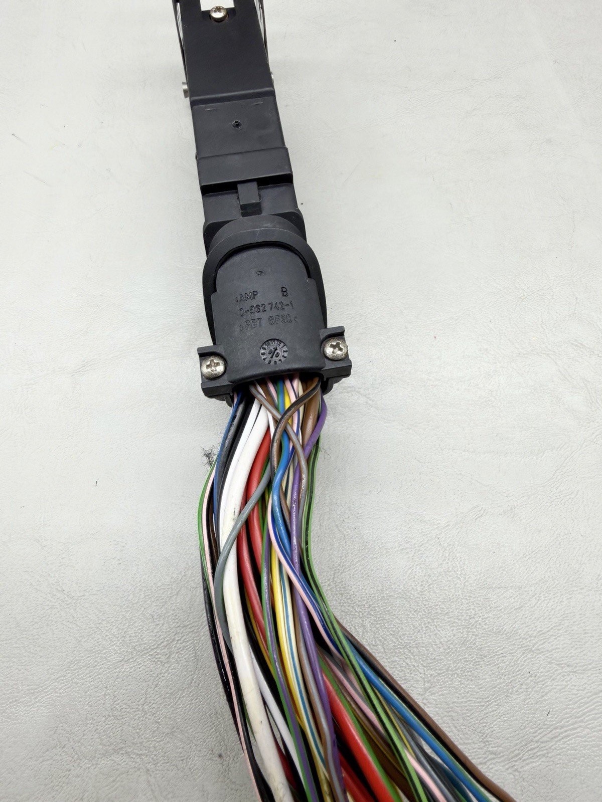 97-03 Mercedes CLK430 Convertible Roof Top Control Module Wiring Harness Plug