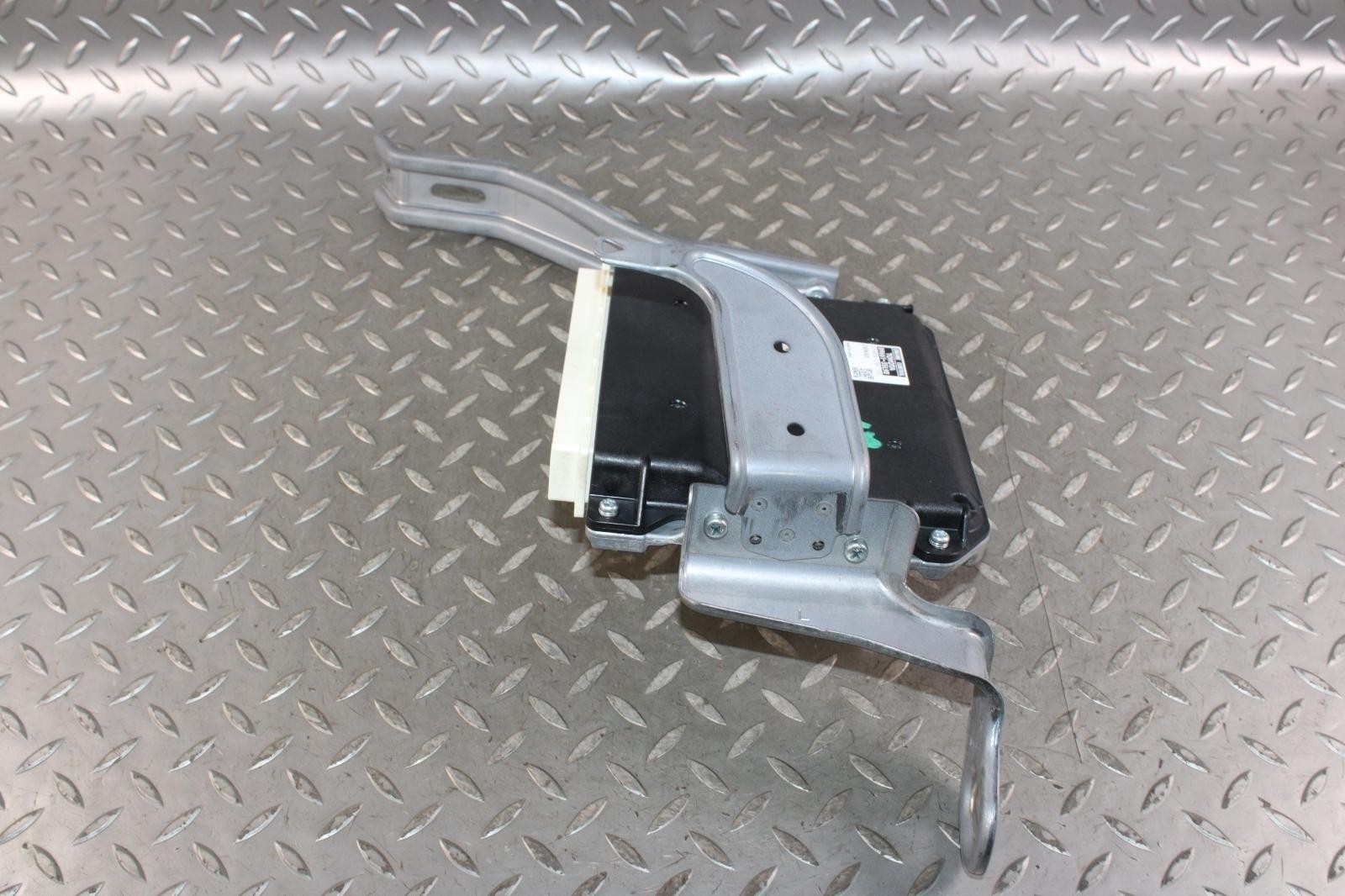 20-21 4 Runner 4.0L Motor Engine Control Module ECM ECU Computer PCM PCU Unit OE