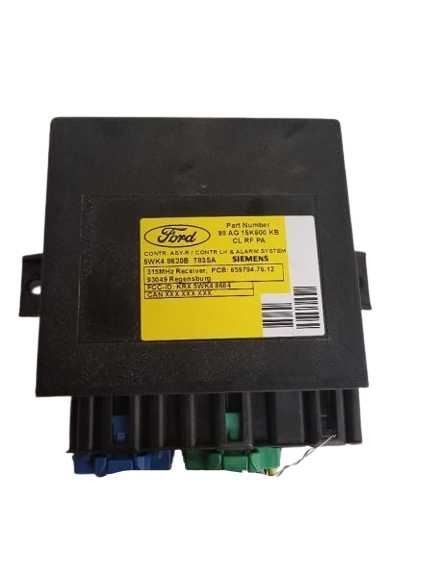 2000 Ford Focus Control Module Theft-locking Right Hand Kick Panel OEM 286330