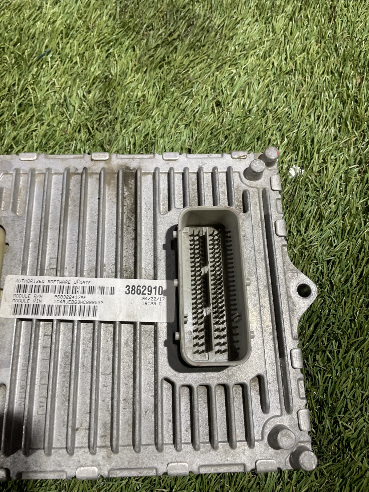 16-17 DURANGO 3.6L ENGINE COMPUTER BRAIN BOX ECU ECM 68322417AF 8243326AB