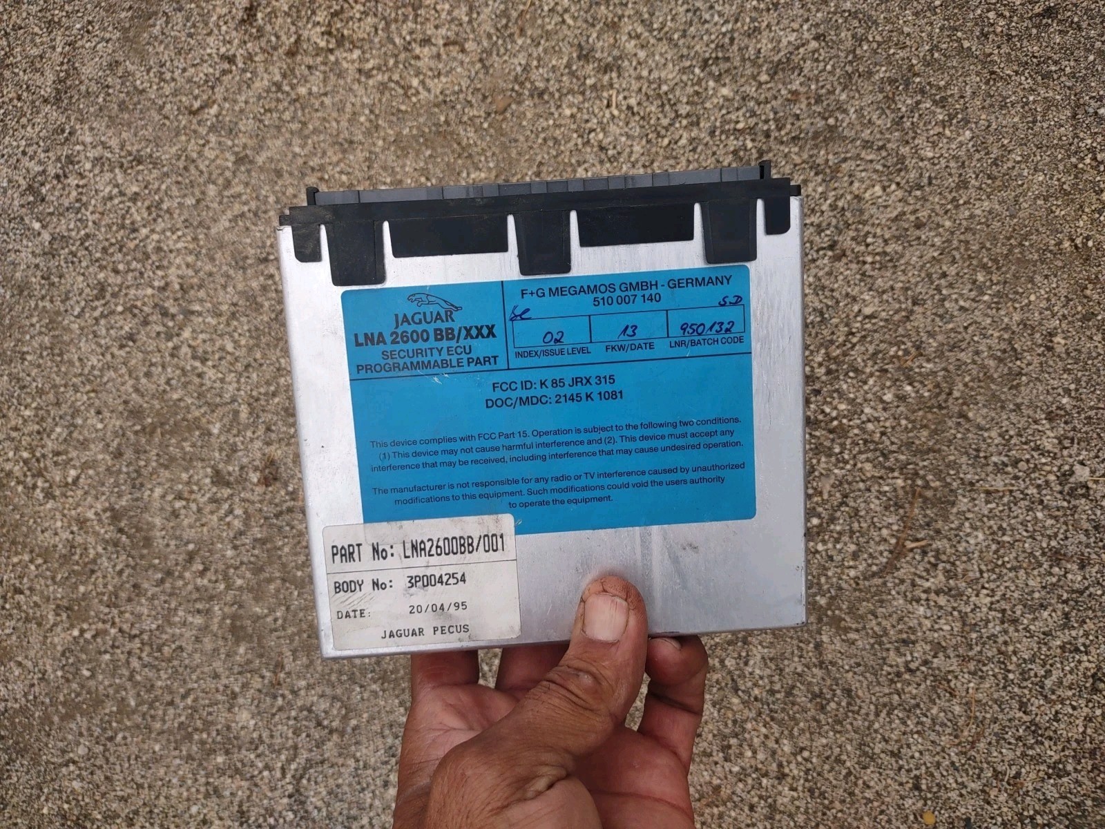 1995 96 Jaguar XJ6 Security Locking control module computer LNA2600BB/001