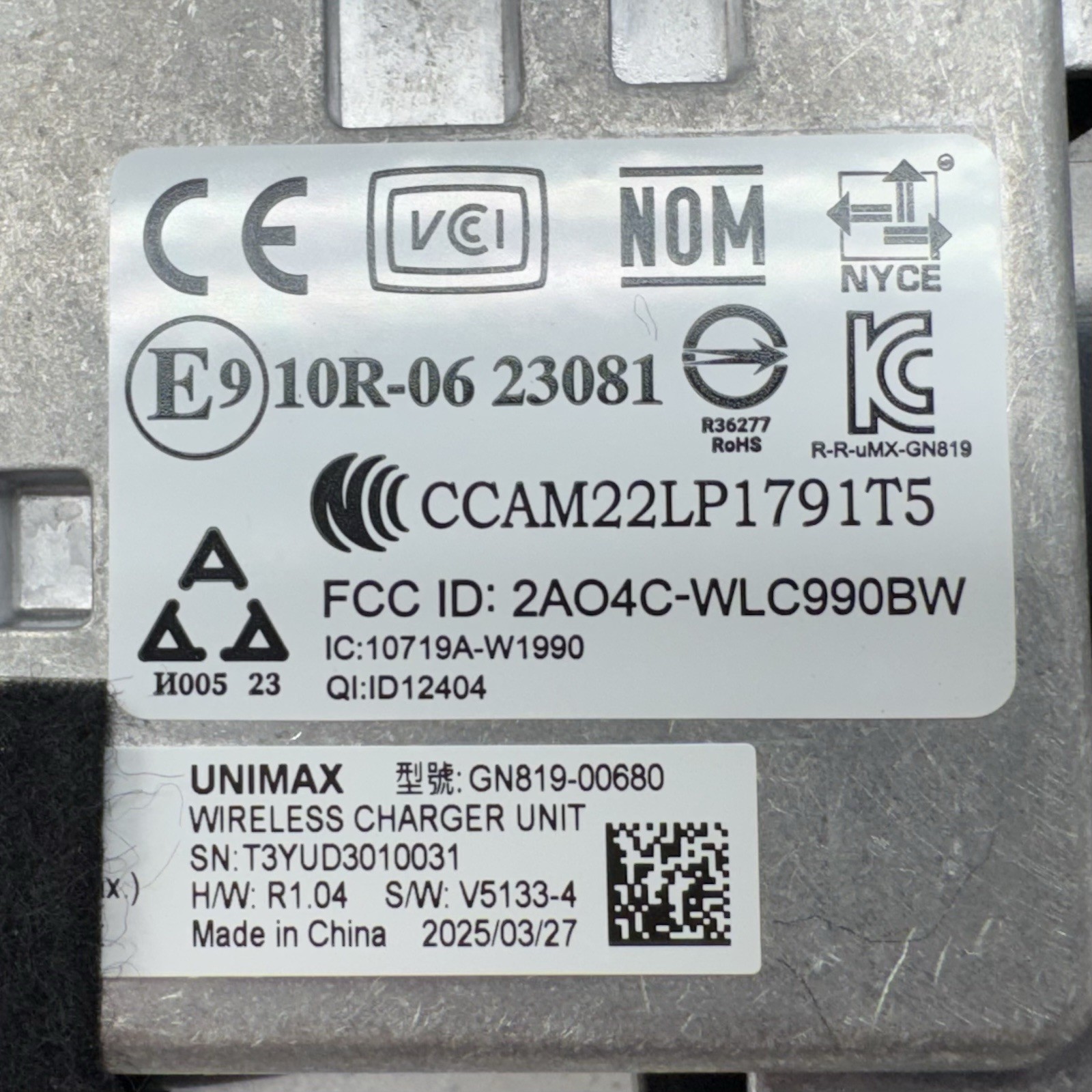23-26 Toyota Prius Center Console Wireless Charger Phone Charging Pad OEM