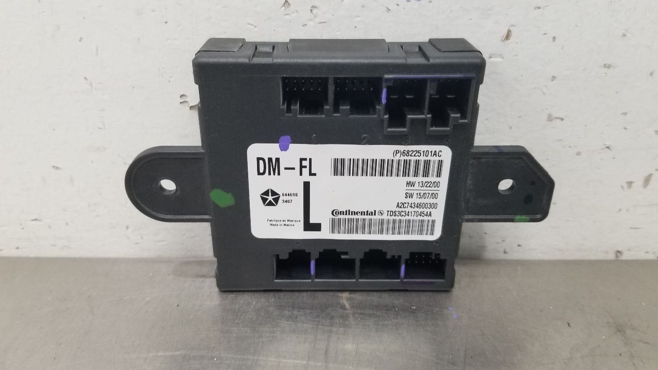 18 DODGE RAM 2500 DOOR CONTROL MODULE LEFT DRIVER 68225101AC