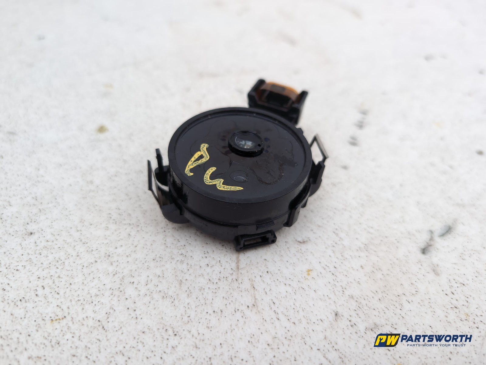 BMW X6 XDRIVE 40D AUTO WINDSCREEN RAIN SENSOR 9218702 2008-2014