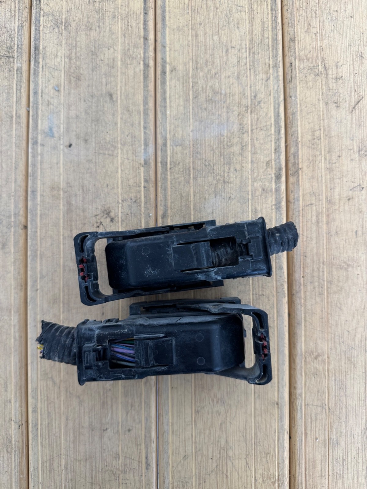 2017 BUICK ENCORE ENGINE COMPUTER ECU CONNECTORS PLUGS PIGTAILS WIRES OEM
