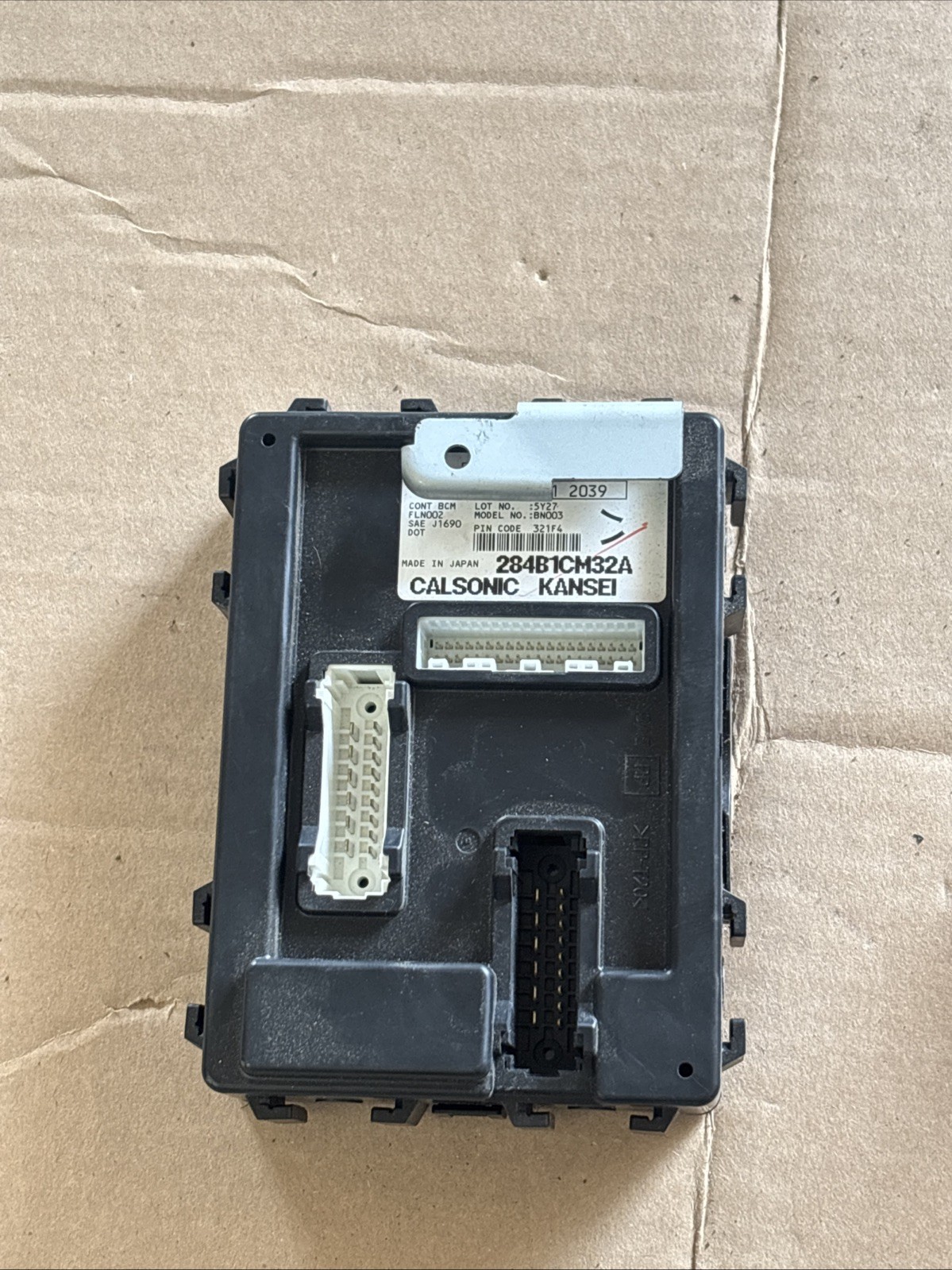 2005-2007 INFINITI G35 3.5L L4 MT BODY CONTROL MODULE BCM BCU 284B1CM32A OEM