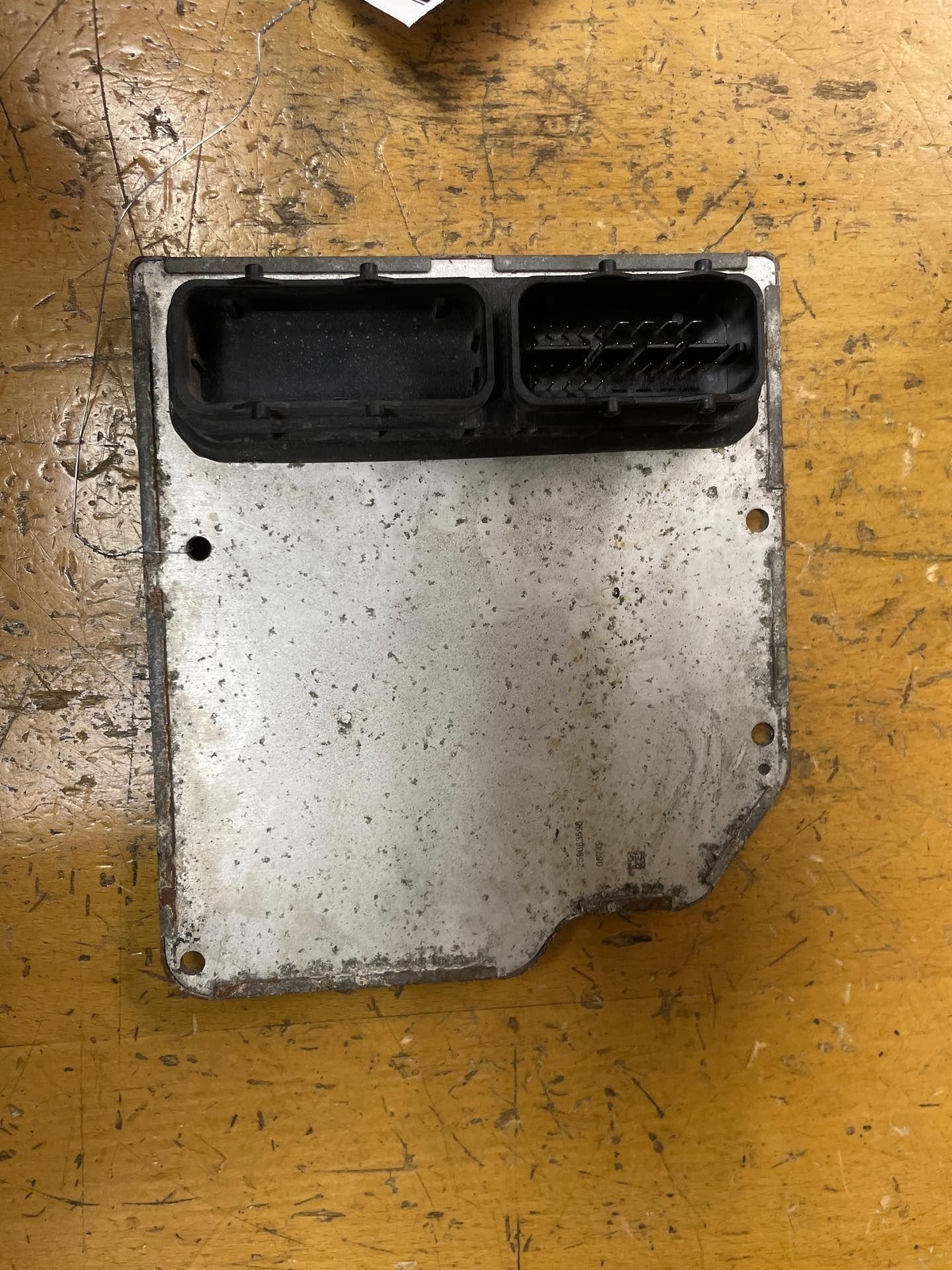 OEM TCM TRANSMISSION CADILLAC SRX 06