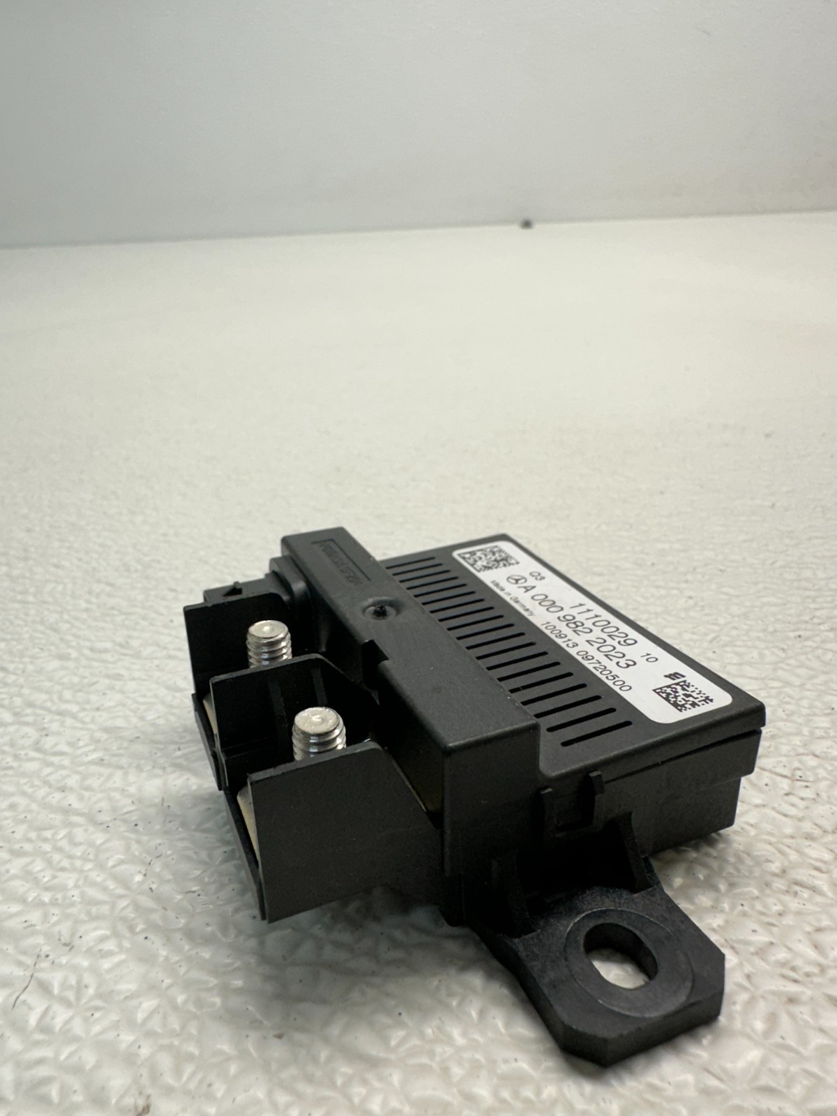 2014 2016 MERCEDES E350 METRIS W447 BATTERY RELAY MONITORING CONTROL MODULE OEM