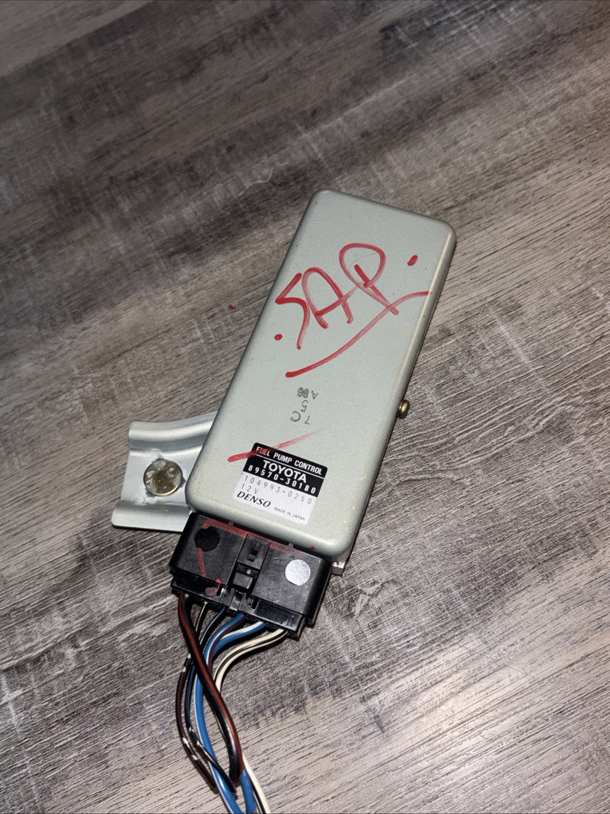 1998-2005 Lexus GS300 GS400 GS430 Fuel Pump Module 89570-30180
