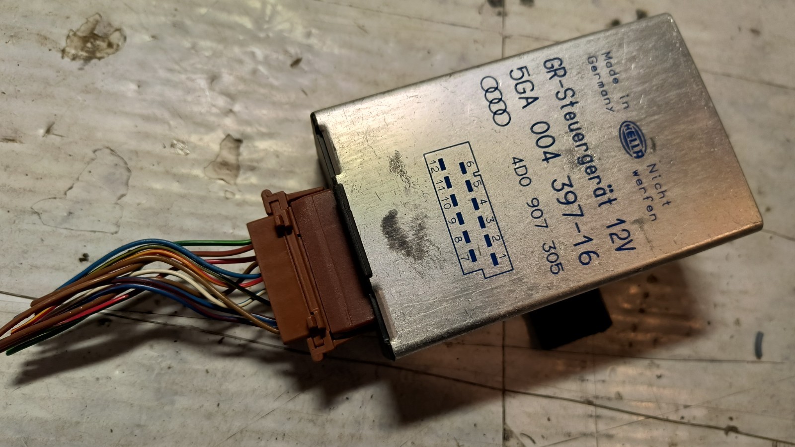 Audi A4 B5 A6 C5 A8 4D D2 Cruise Control Module Unit Hella 5GA00439716 4D0907305