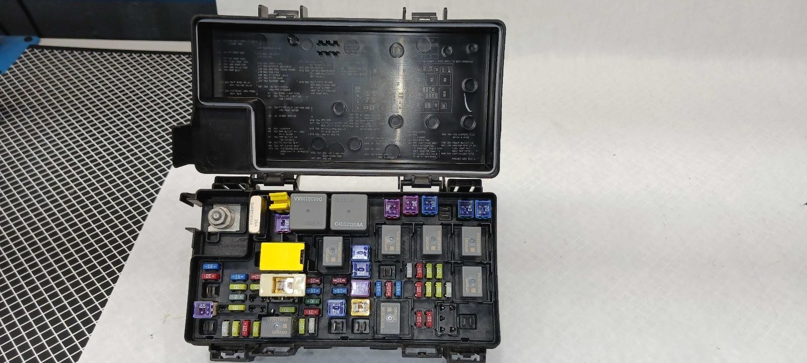 ’17-’18 JEEP WRANGLER TIPC power control module fuse box OEM 1 Year Warranty!