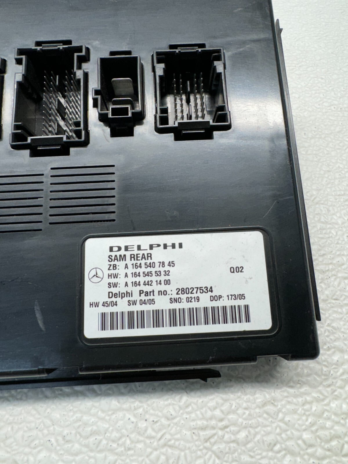 06-13 Mercedes W164 ML550 ML350 ML63 AMG Rear SAM Module Control Unit Signal OEM