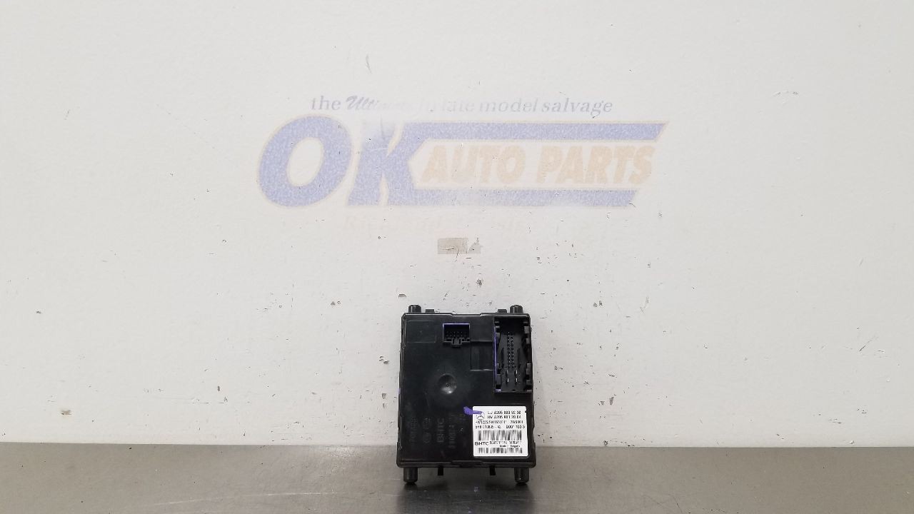 18 MERCEDES BENZ AMG C63S W205 TEMPERATURE CONTROL MODULE 2059009230