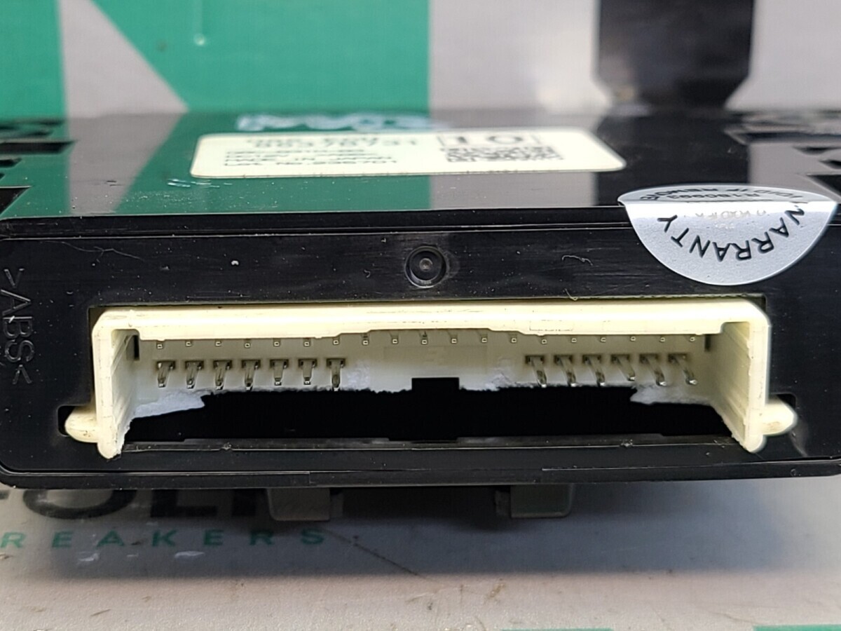 Mitsubishi Outlander PHEV Flasher Relay 8637B731