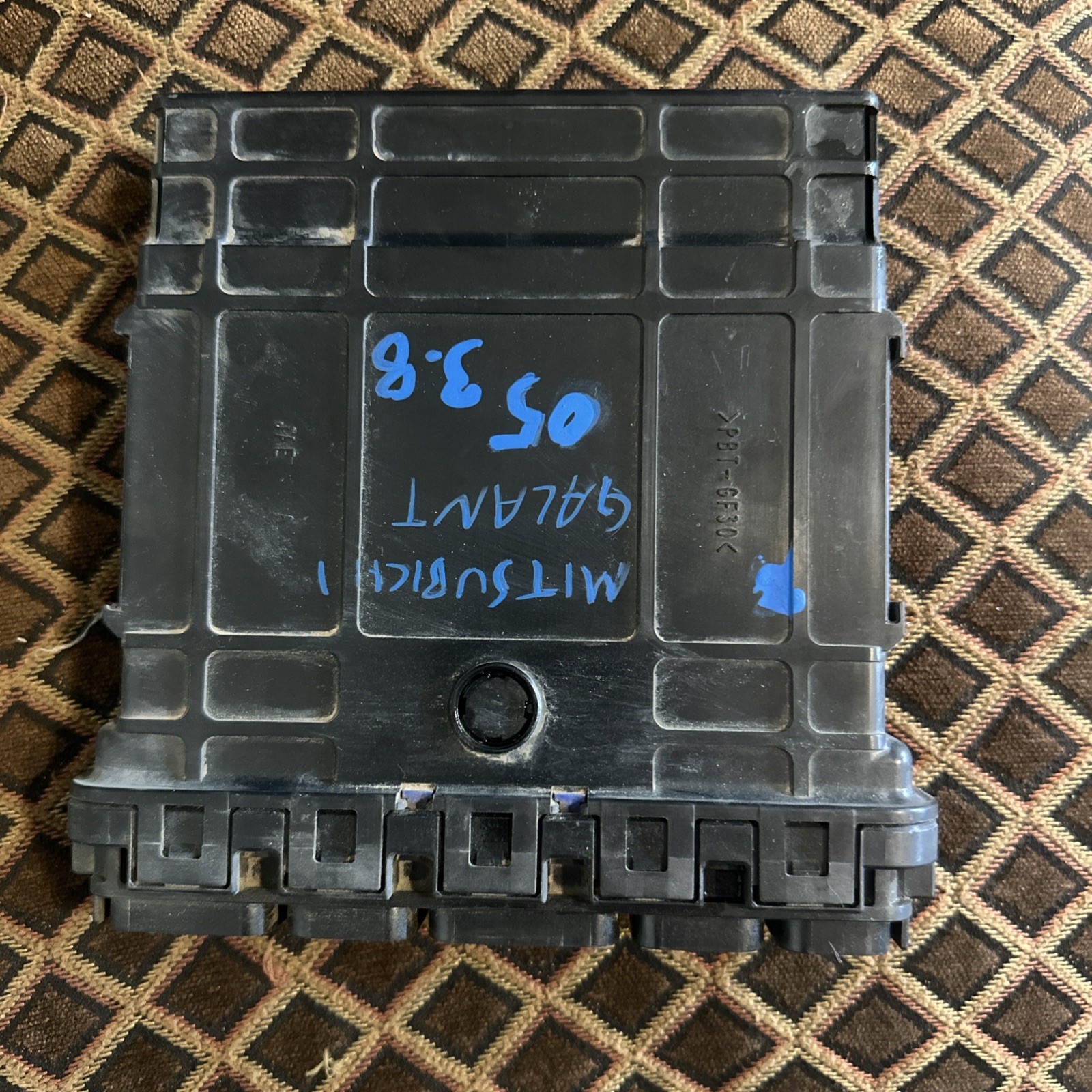 05 MITSUBISHI GALANT Engine Control Module 1860A058