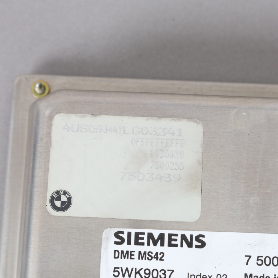 1999-2000 BMW Z3 2.5L ECU Engine Computer 12147503439 OEM