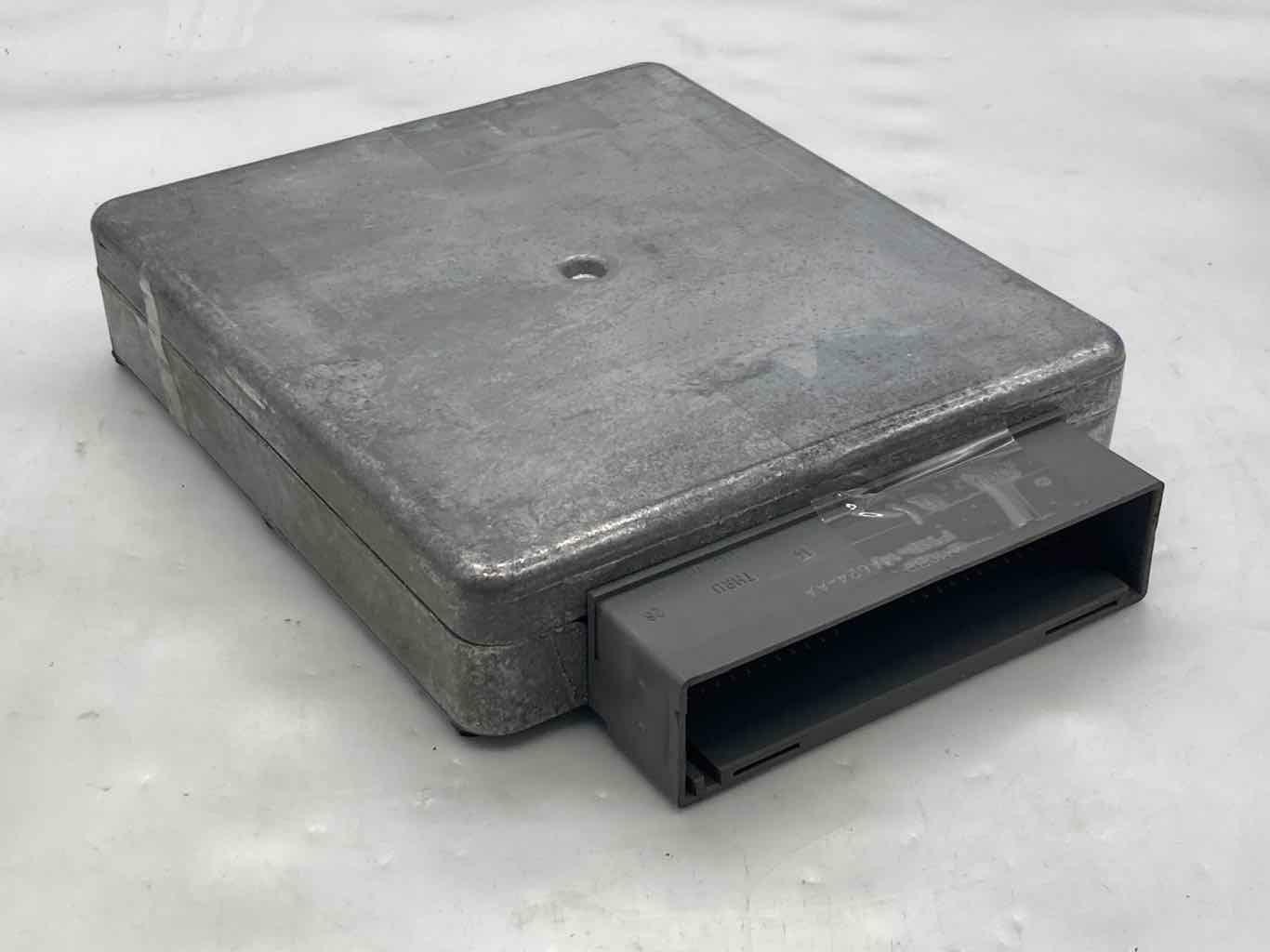 2000 FORD CROWN VICTORIA 4.6L ENGINE COMPUTER CONTROL MODULE ECU YW7F-12A650-GB
