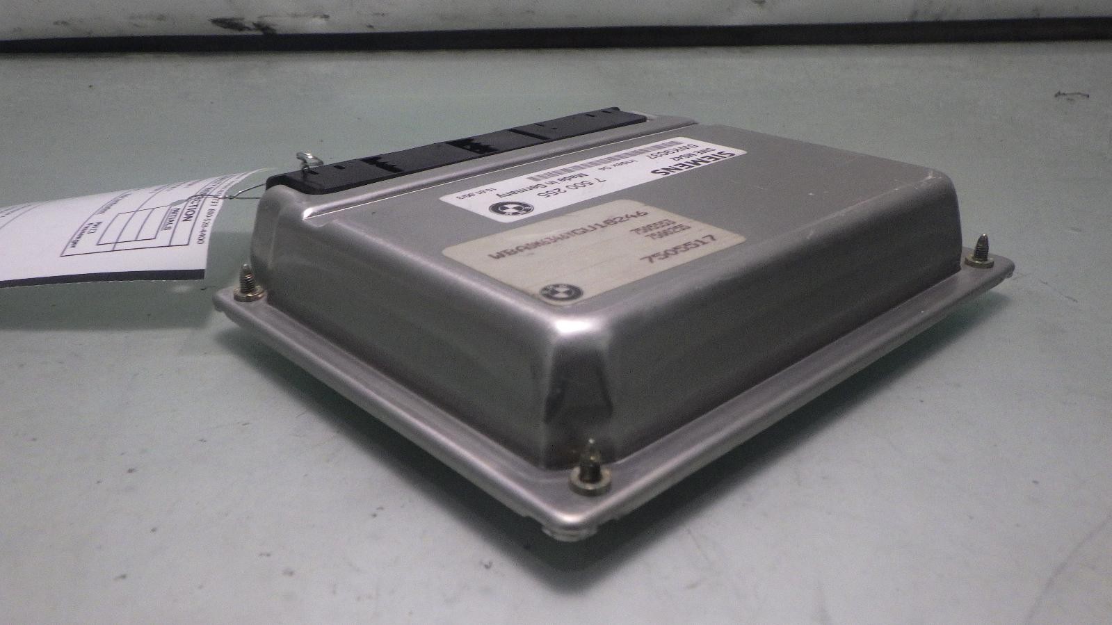00 BMW 528i Engine Control Module 7500255