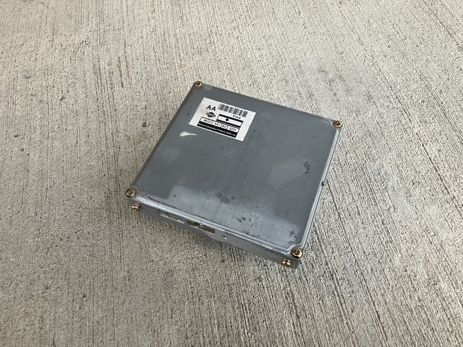 2004 04 Nissan Frontier XE 3.3L V6 MT 4X4 Engine Computer ECM ECU MEC07-541B2