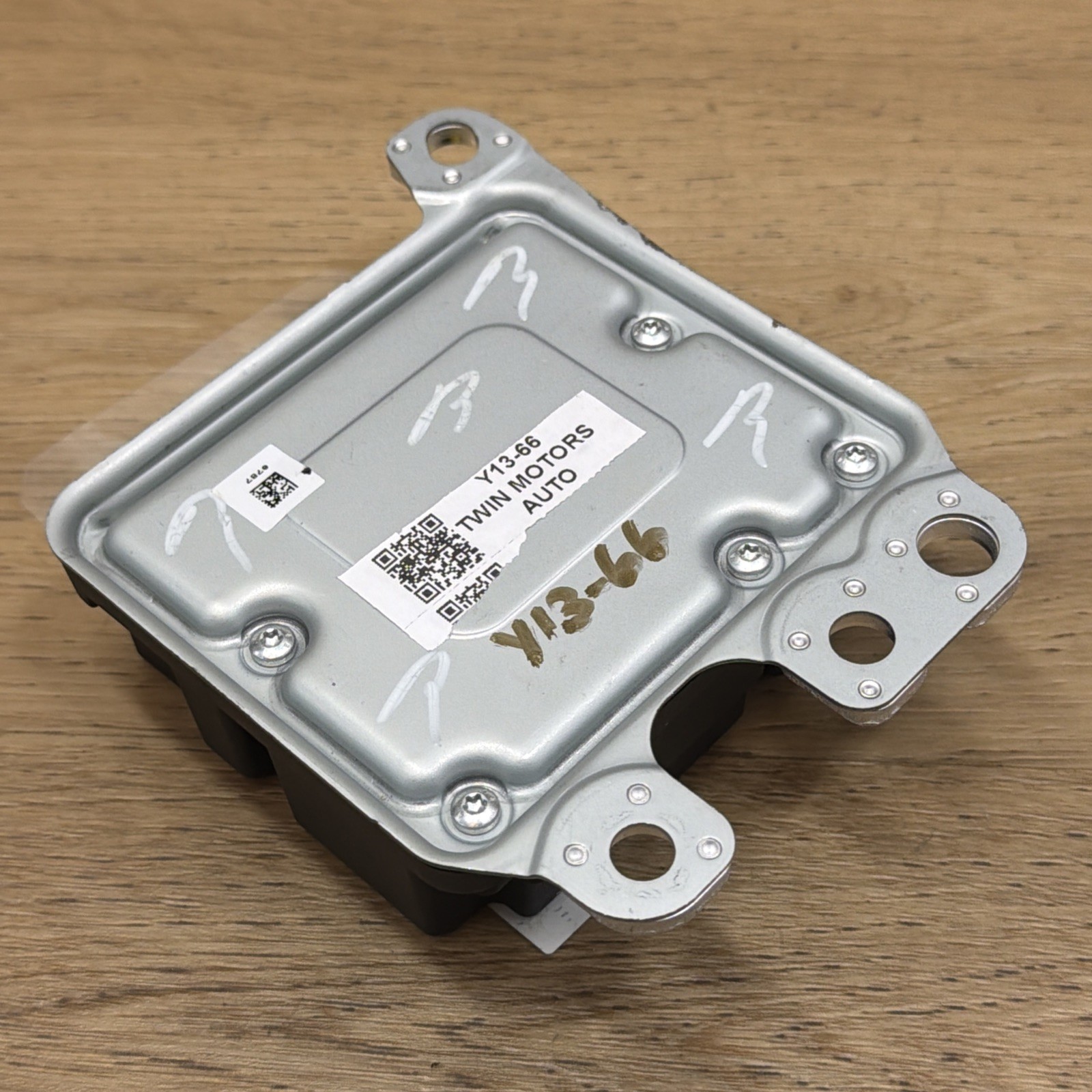 🟢🟢2014-2019 Infiniti Q50 98820 6HE0A CLEAR CONTROL MODULE SRS🟢🟢