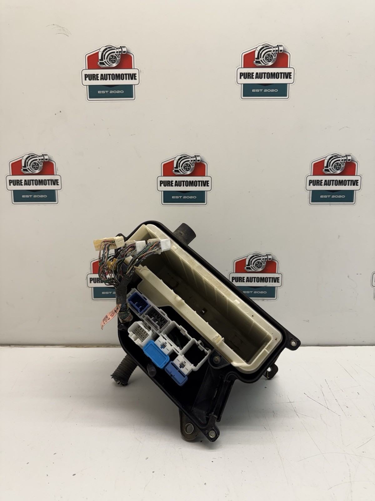 2001-2005 Lexus IS300 Front Left Engine Bay ECU Housing Enclosure Fuse Box OEM