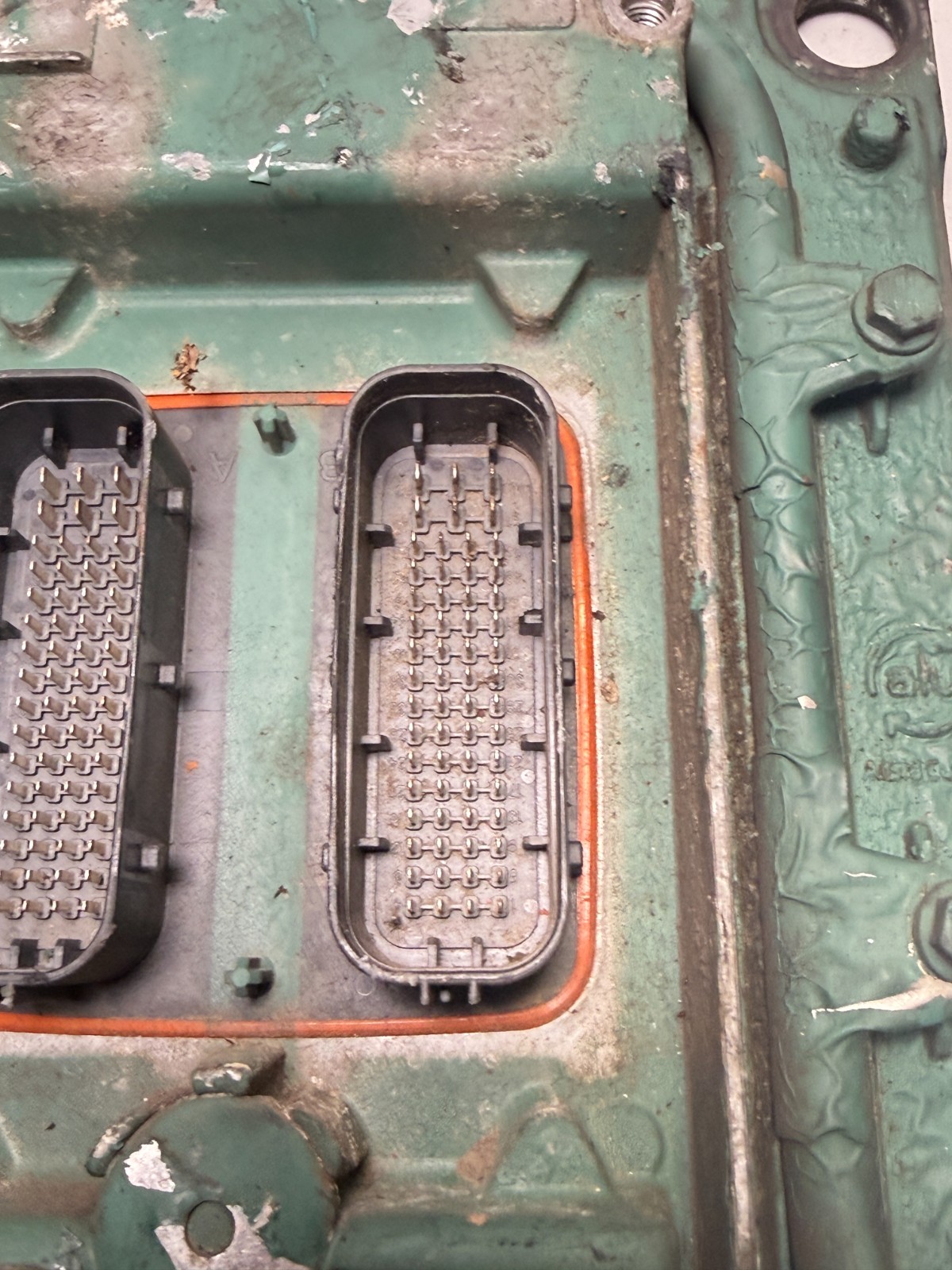 Volvo Engine Control Module 21900553 P03 ECM Used OEM Quick Ship