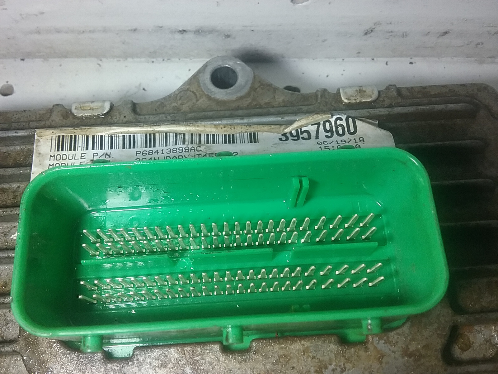 2017-2021 Jeep Compass 2.4L Engine Computer Module (4X4) P68342095AA (M126)
