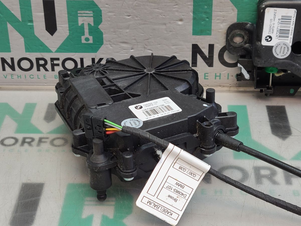 BMW X3 G01 Soft Close Tailgate Lock and Actuator 7383561