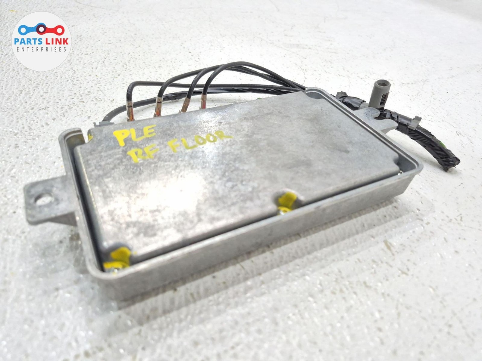 2020-22 Range Rover L405 Surround View Camera Control Module JPLA14F026DF L494