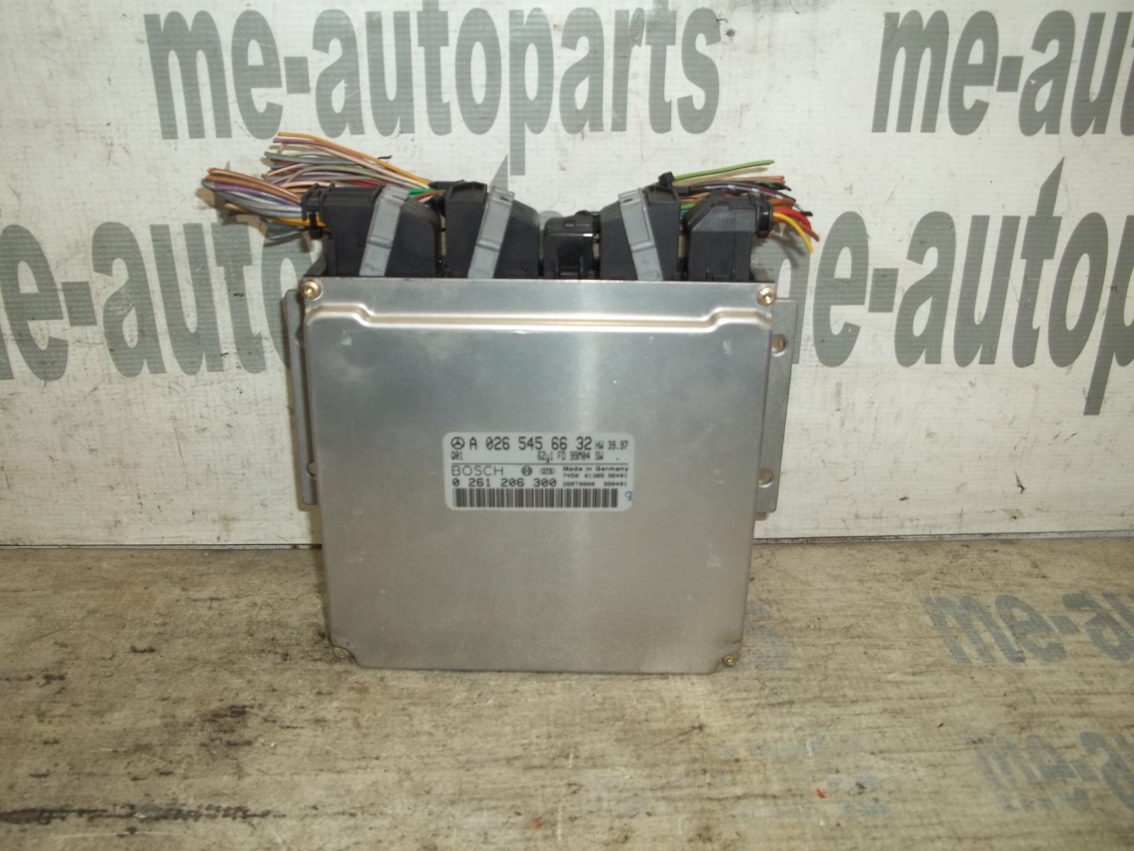 98-00 Mercedes-Benz E320 C280 ML320 Engine Control Module ECM 026 545 66 32 OEM