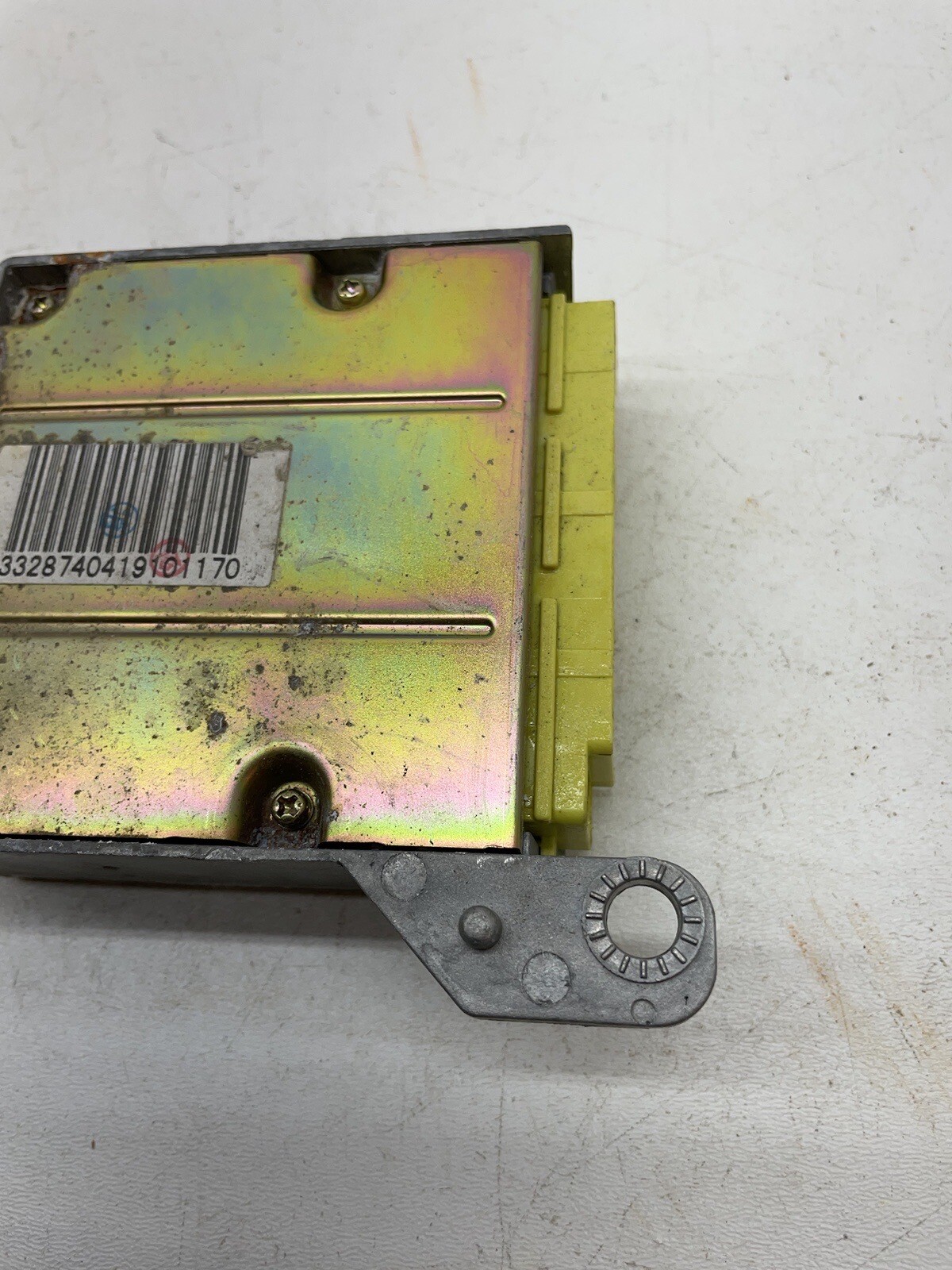 2003 2004 Mazda 6 ECM SRS Module Behind Center Dash OEM GM9E 57 K30