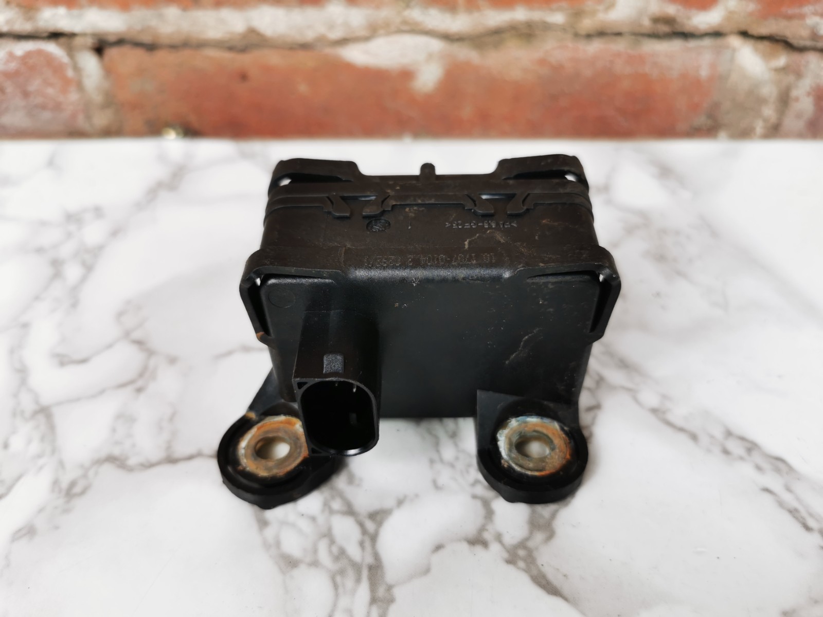 2005 MERCEDES BENZ CLK YAW RATE SENSOR A0035429818