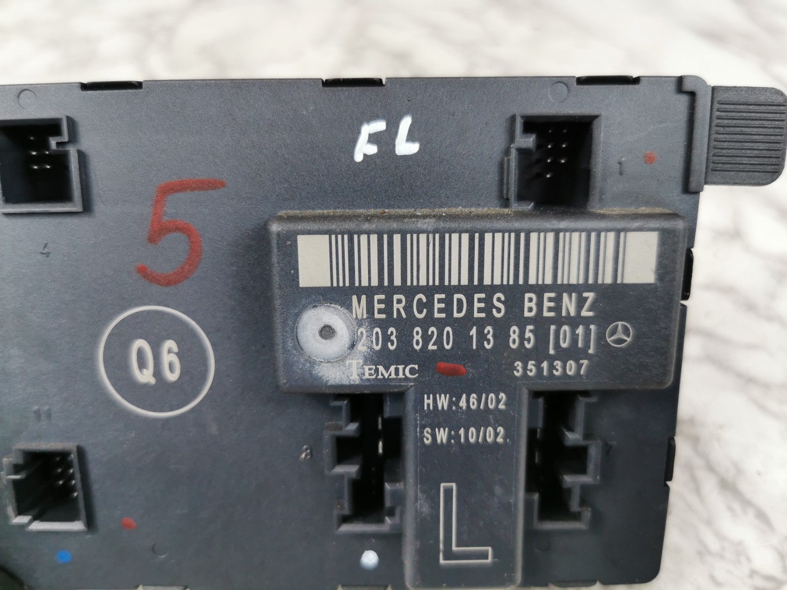 2004 MERCEDES BENZ C CLASS N/S/F FRONT LEFT DOOR CONTROL MODULE 2038201385