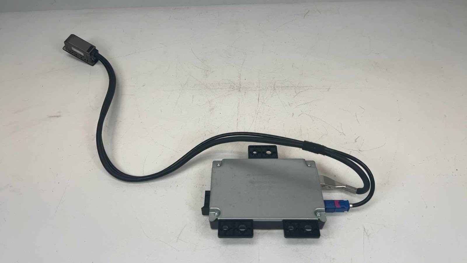 2015-2020 Mercedes GLA250 USB Media Interface Module A1729002809