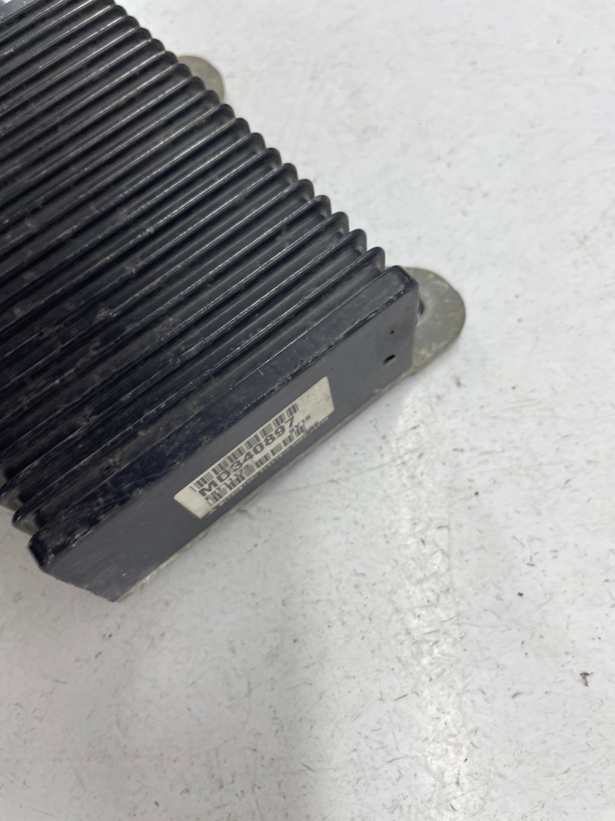 VOLVO S40 V40 MK1 FUEL INJECTOR CONTROL MODULE ECU UNIT MD340897 2000-2004