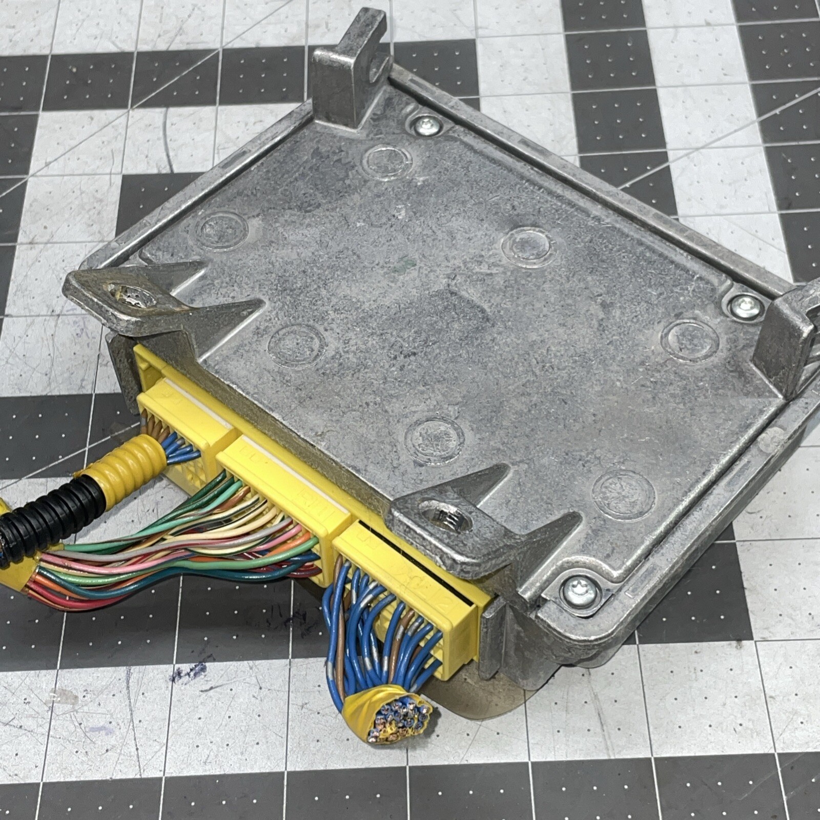 2006 2007 Honda Accord Sedan Electronic Control Module ECM 77960-SDA-D310-M1 OEM