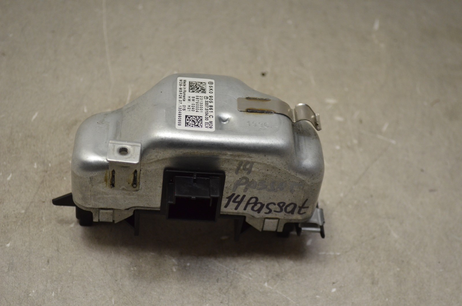 12-18 VOLKSWAGEN PASSAT IGNITION IMMOBILIZER CONTROL MODULE OEM