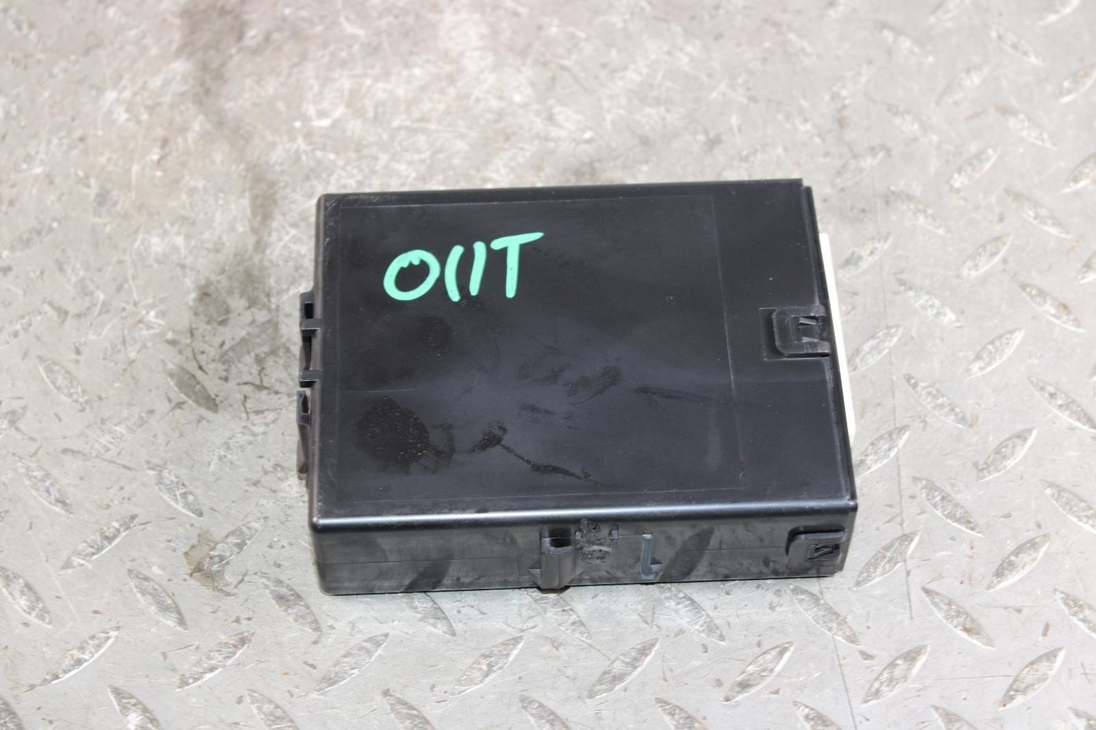 10-24 4 Runner Electronic Multiplex Network MPX Door Control Module Unit OEM WTY