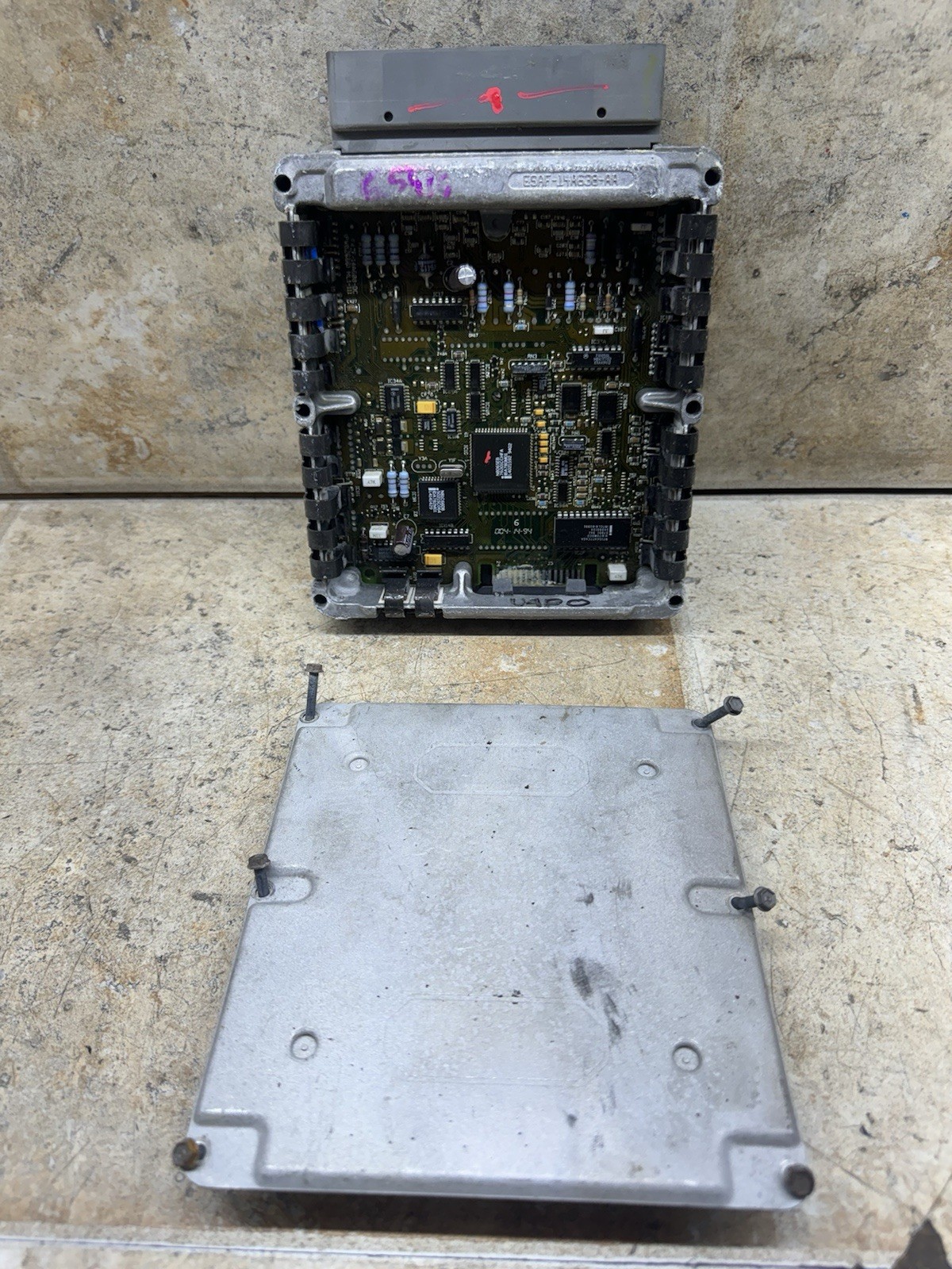 ✅ 94-95 Ford Mustang 5.0L Engine Control ECU ECM Module F4VF-12A650-CA U4P0 BG1