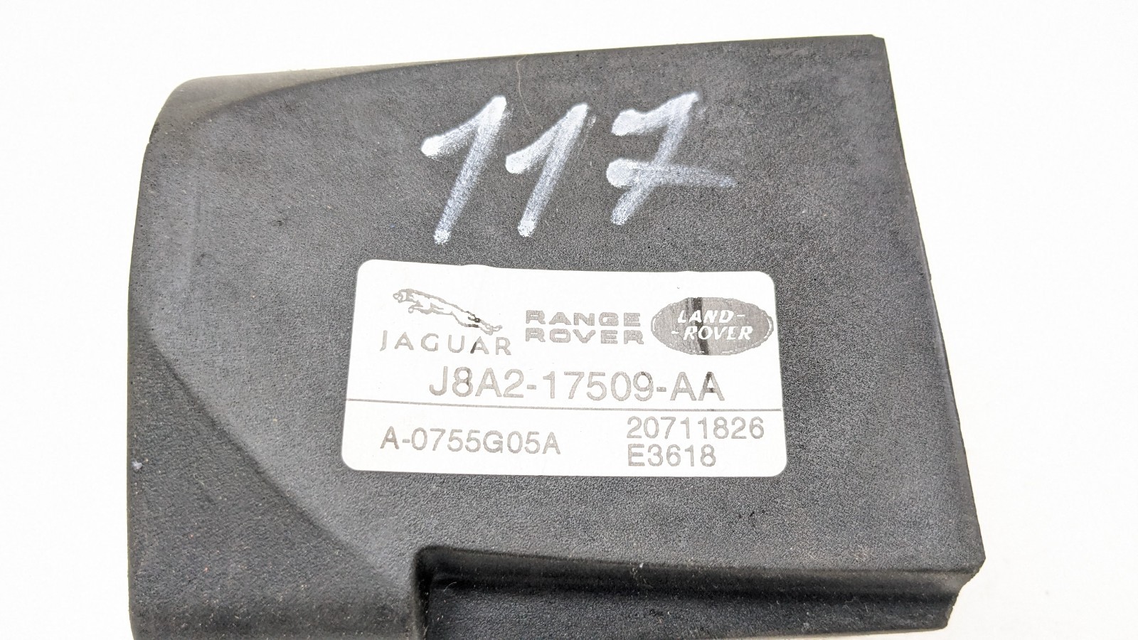 RANGE ROVER VELAR L560 WINDSCREEN WIPER CONTROL MODULE ECU J8A217509AA 2018