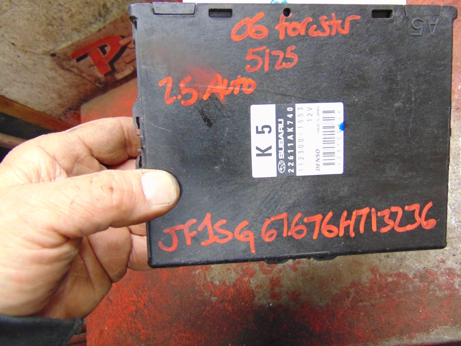 06 Subaru Forester 2.5 engine computer 22611ak740 ecm ecu