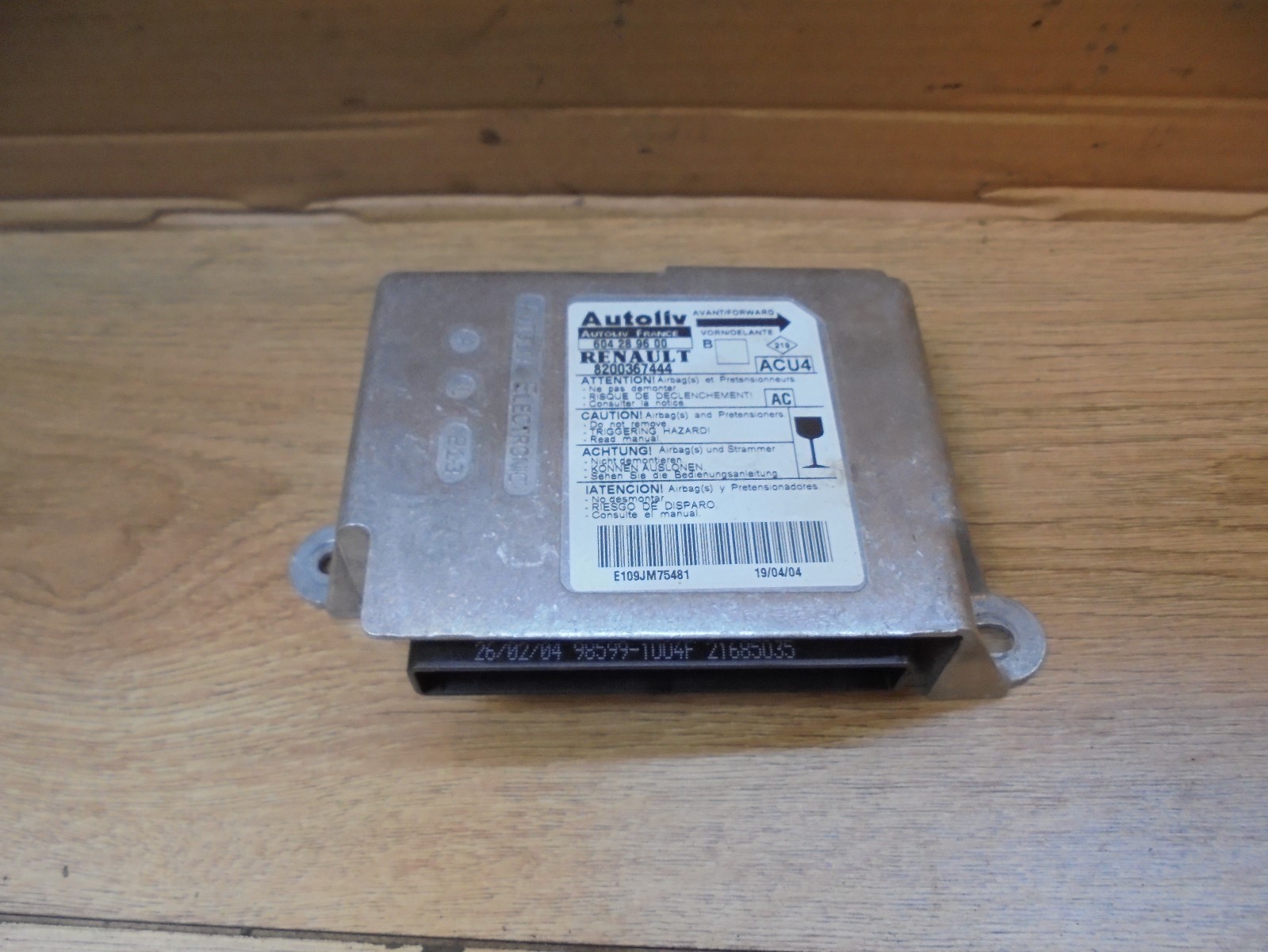 RENAULT MEGANE 2004 SRS ECU MODULE 604289600 / 8200367444